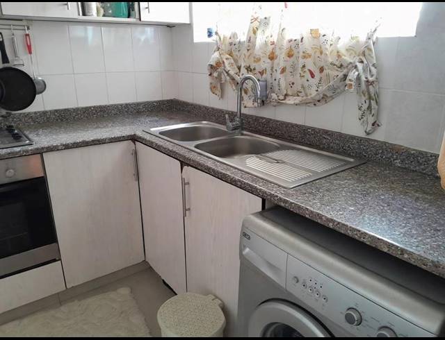 2 BEDROOM APARTMENT FOR SALE IN WINDERMERE
